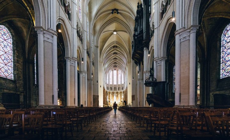 Intérieur de la Cathédrale de Chartres